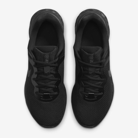 Black Men’s Nike Running Shoes - Picture 3 of 11